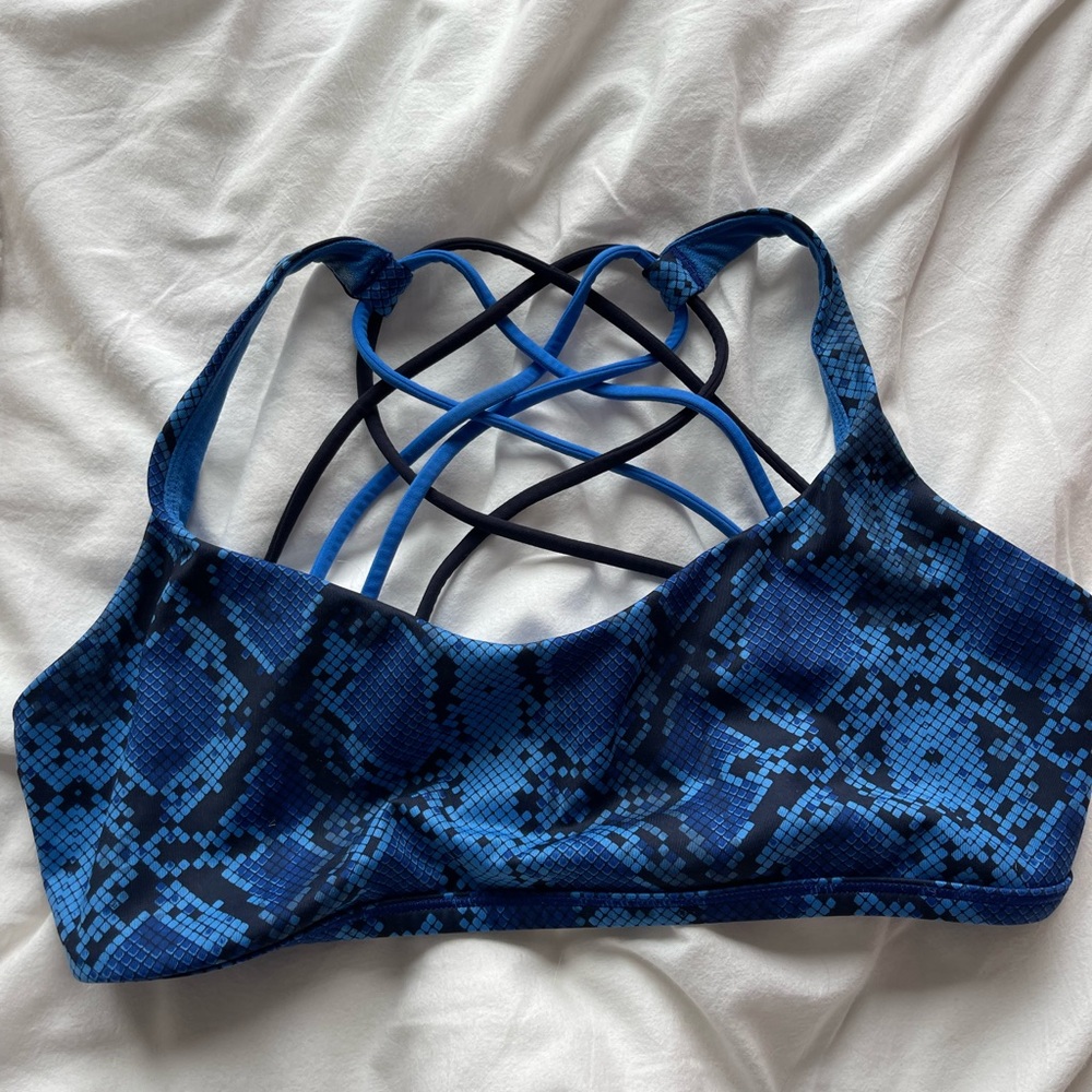 Lulu sports bra